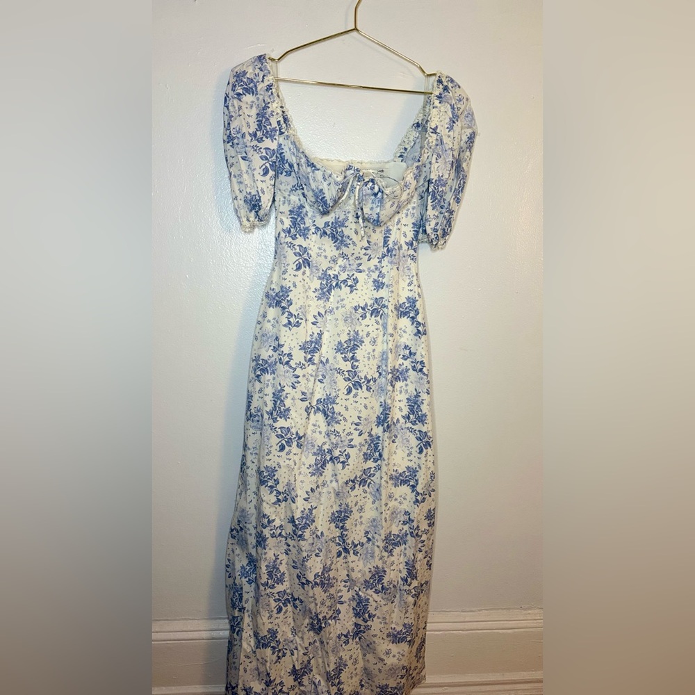 House of CB Floral Maxi Dress in Blue and White (Bridgerton style) - Picture 2 of 4